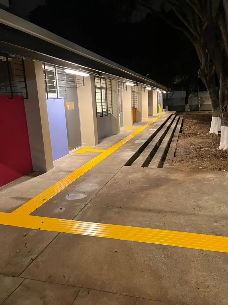 Escuelas — imagen 13